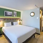 Campanile Nature - Lyon Est Eurexpo 3* Bron