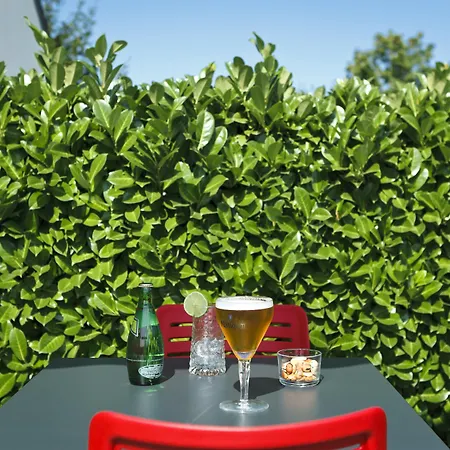 Campanile Nature - Lyon Est Eurexpo 3*