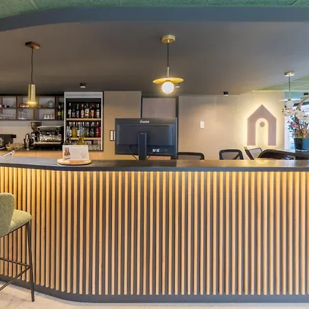 Hotel Campanile Nature - Lyon Est Eurexpo Bron