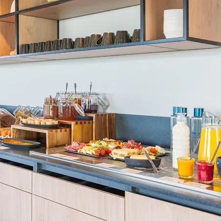 Campanile Nature - Lyon Est Eurexpo Hotel Bron