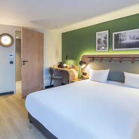 Campanile Nature - Lyon Est Eurexpo Hotel Bron