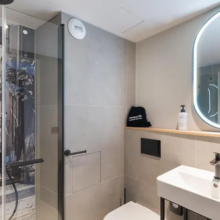 Hotel Campanile Nature - Lyon Est Eurexpo 3*