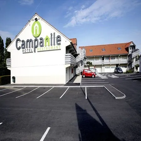 Campanile Nature - Lyon Est Eurexpo Hotel 3*