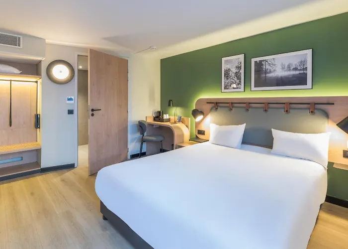Campanile Nature - Lyon Est Eurexpo Hotel Bron
