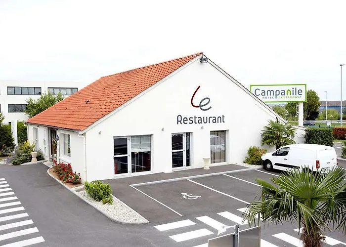 Campanile Nature - Lyon Est Eurexpo 3* Bron