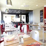 Campanile Nature - Lyon Est Eurexpo 3* Bron