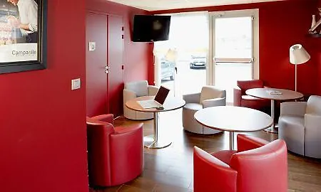 Otel Campanile Nature - Lyon Est Eurexpo
