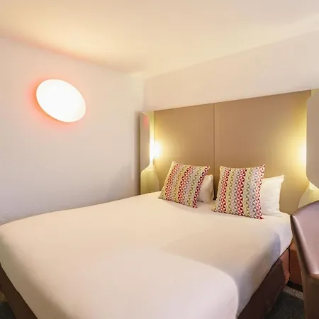 Otel Campanile Nature - Lyon Est Eurexpo Bron