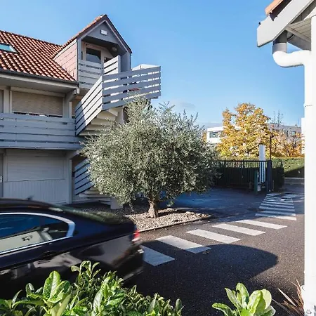 Campanile Nature - Lyon Est Eurexpo Otel 3*