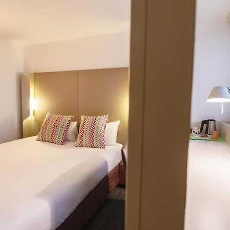 Hotel Campanile Nature - Lyon Est Bron Eurexpo