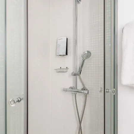 Hotel Campanile Nature - Lyon Est Bron Eurexpo Bron