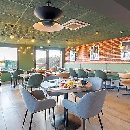 Campanile Nature - Lyon Est Eurexpo Szálloda 3*