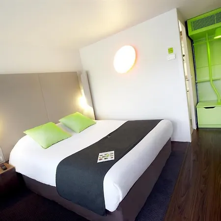 Campanile Nature - Lyon Est Bron Eurexpo Bron