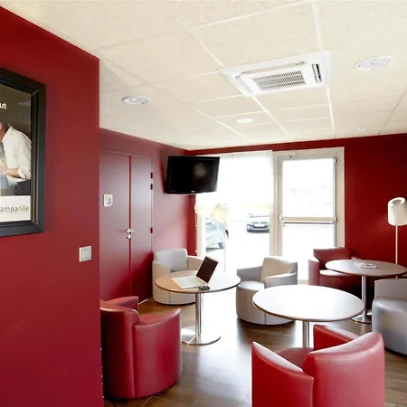 Hotel Campanile Nature - Lyon Est Eurexpo Bron