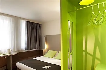 Campanile Nature - Lyon Est Eurexpo Otel Bron