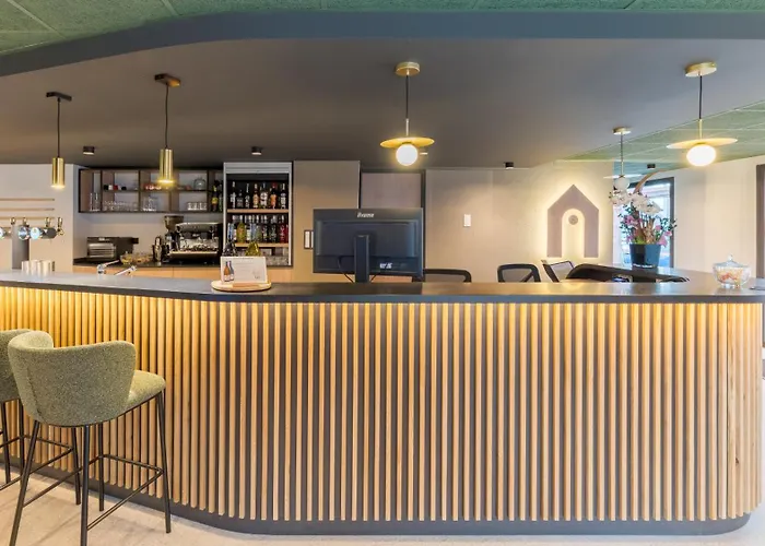 Hotel Campanile Nature - Lyon Est Eurexpo Bron