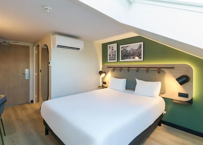 Hotel Campanile Nature - Lyon Est Eurexpo Bron